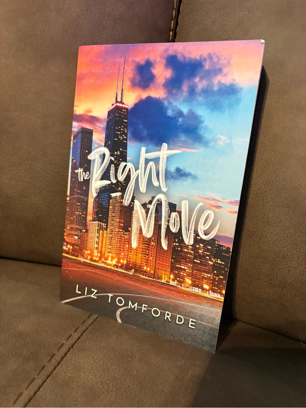 The Right Move by Liz Tomforde - Cityscape Cover